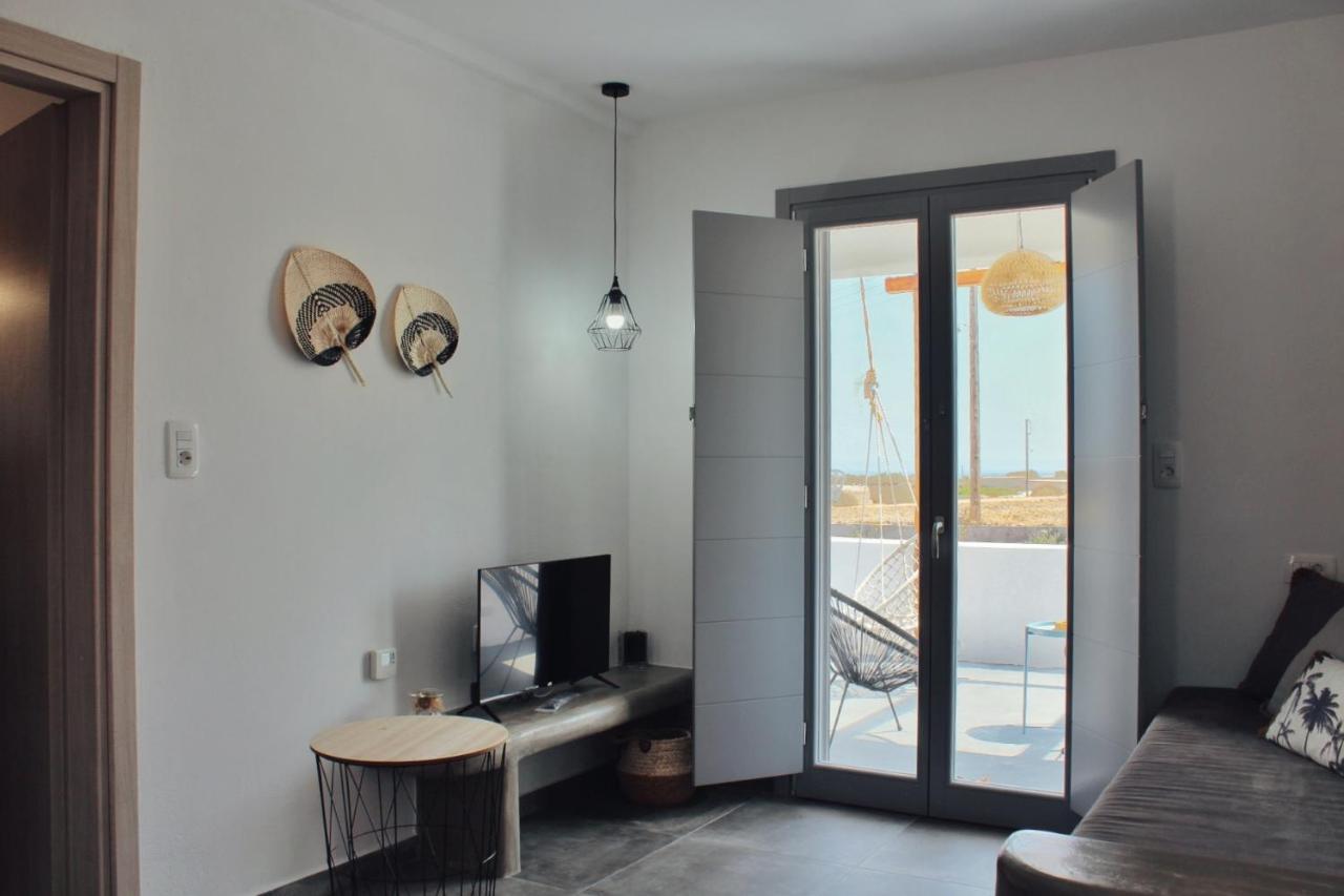 Aeron Suites Éxo Goniá Buitenkant foto