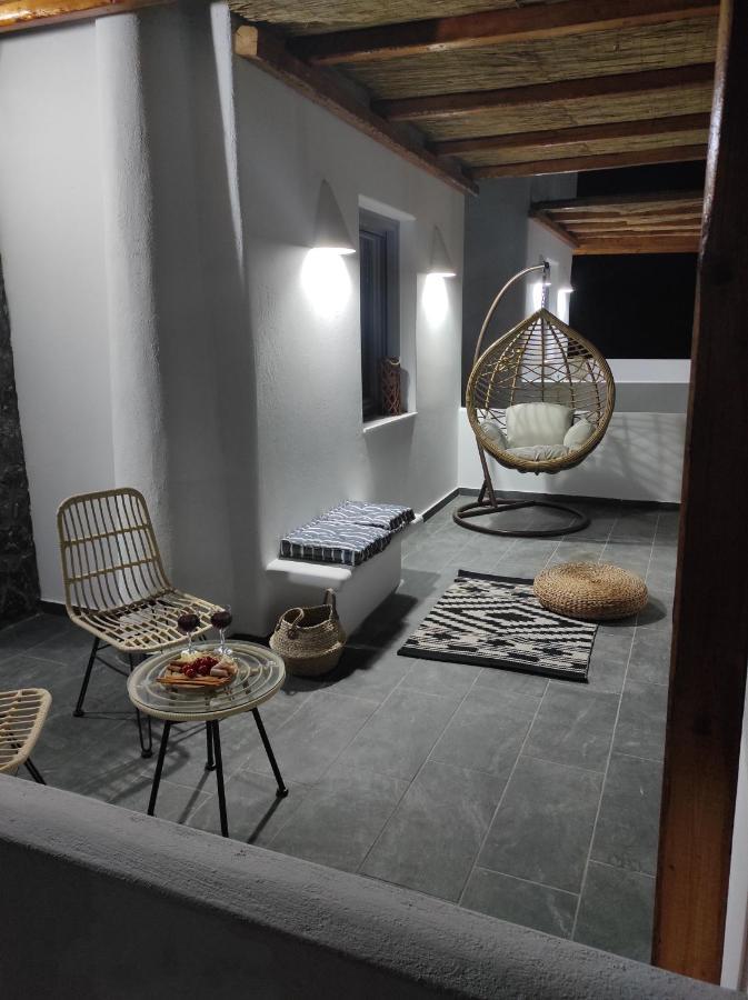 Aeron Suites Éxo Goniá Buitenkant foto
