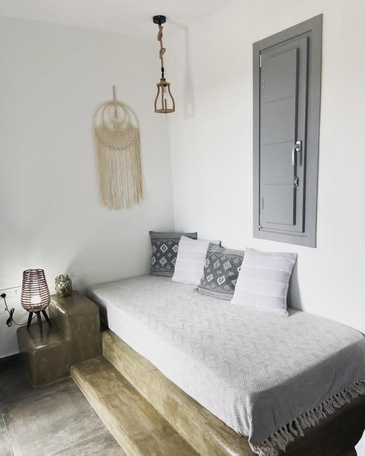 Aeron Suites Éxo Goniá Buitenkant foto