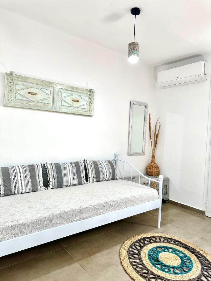 Aeron Suites Éxo Goniá Buitenkant foto